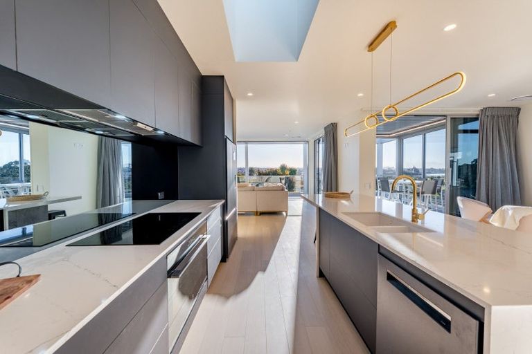Photo of property in 31 The Terrace, Timaru, 7910
