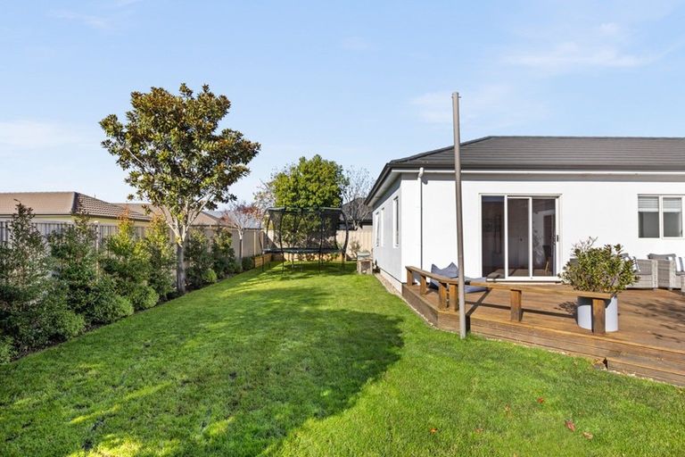 Photo of property in 43 Fairview Place, Havelock North, 4130