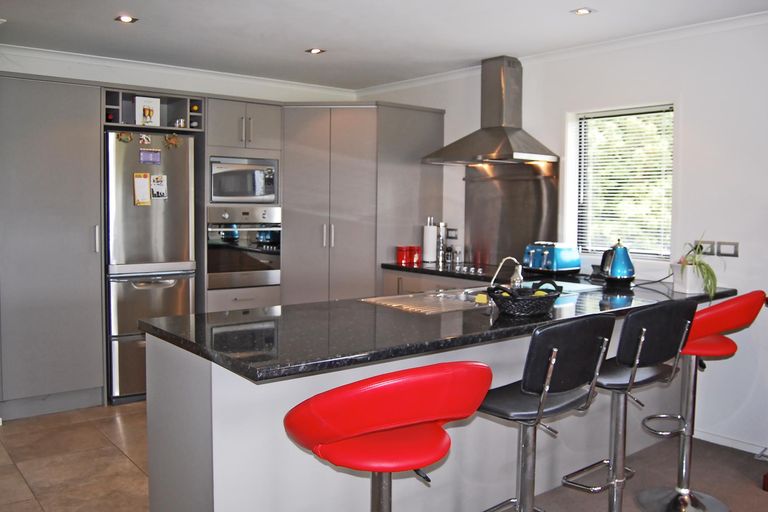 Photo of property in 34 Tawa Avenue, Kaiwaka, 0573