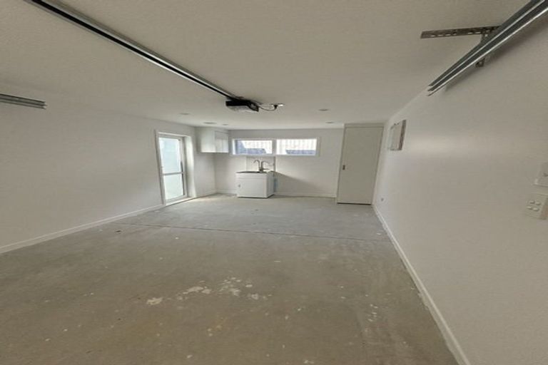 Photo of property in 17d Danbury Drive, Torbay, Auckland, 0630