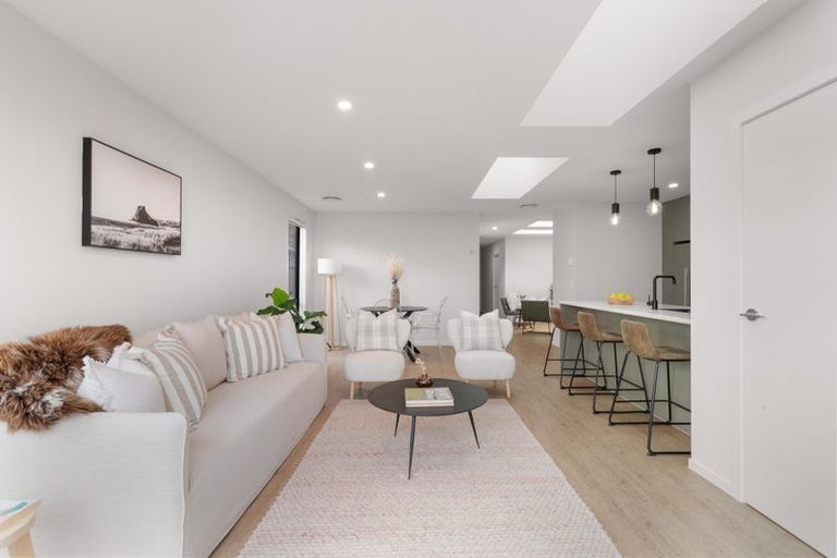 Photo of property in 24 Muster Road, Jacks Point, 9371