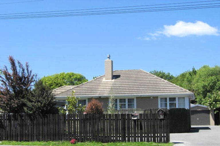 Photo of property in 2/184 Greers Road, Bryndwr, Christchurch, 8053