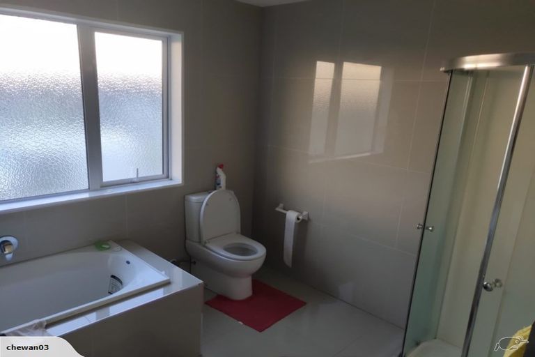 Photo of property in 10 Peerless Avenue, Takanini, 2112