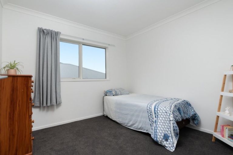 Photo of property in 16 Antrim Glade, Welcome Bay, Tauranga, 3175