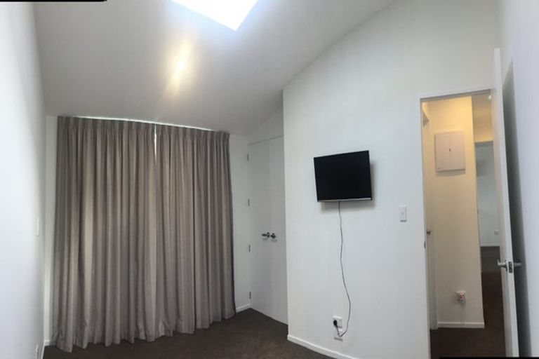 Photo of property in 4/33 Darvel Street, Riccarton, Christchurch, 8011