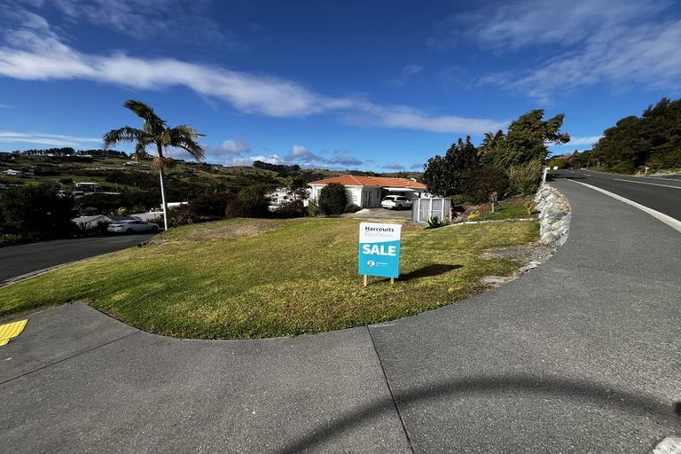 Photo of property in 1 Hibiscus Avenue, Cable Bay, 0420