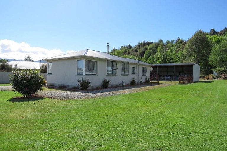 Photo of property in 6-8 Munson Street, Reefton, 7830