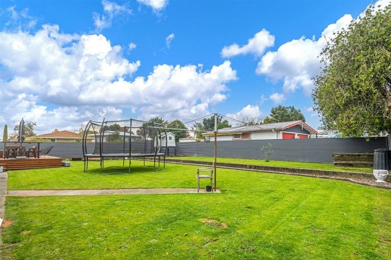 Photo of property in 27 Karamea Crescent, Kelvin Grove, Palmerston North, 4414
