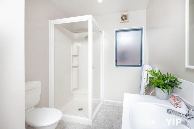 Photo of property in 5 Nether Green Crescent, Johnsonville, Wellington, 6037