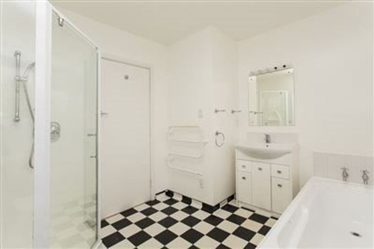 Photo of property in 183 Waimairi Road, Ilam, Christchurch, 8041