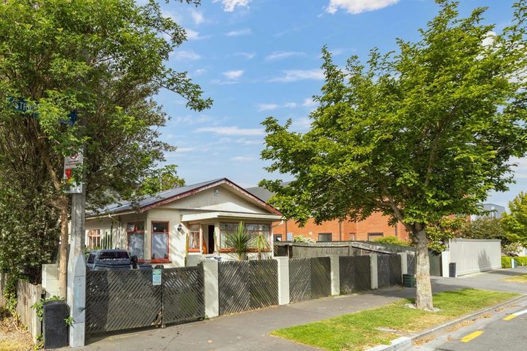 Photo of property in 114 Strickland Street, Sydenham, Christchurch, 8023
