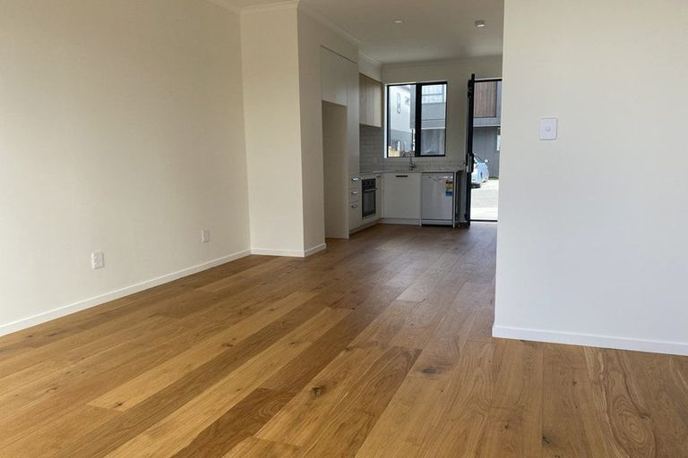 Photo of property in 5/31 Mahalo Avenue, Wiri, Auckland, 2104