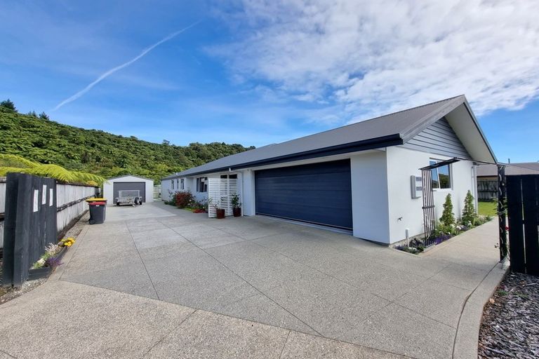 Photo of property in 20 Westvale Drive, Greymouth, 7805
