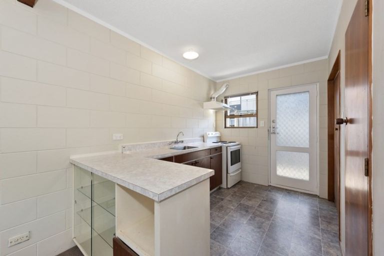 Photo of property in 3/875 Heaphy Terrace, Claudelands, Hamilton, 3214