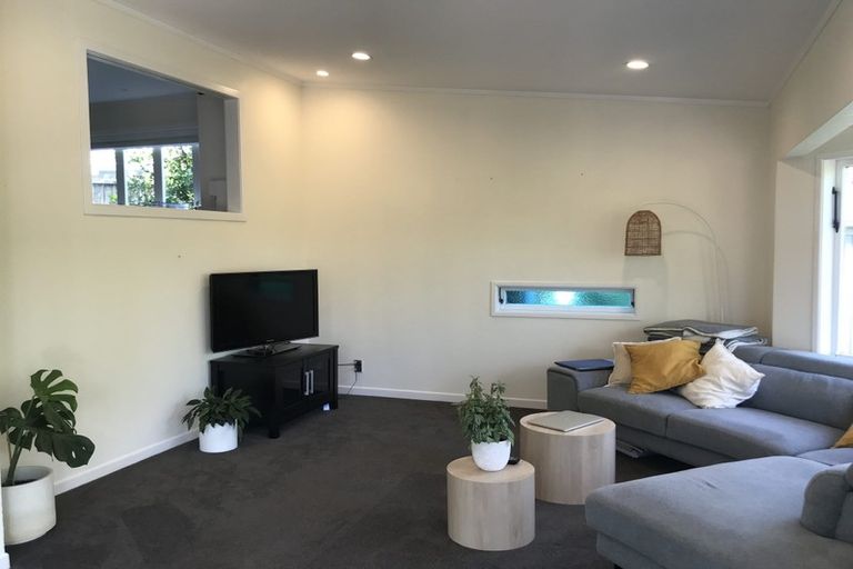 Photo of property in 94 Castor Bay Road, Castor Bay, Auckland, 0620