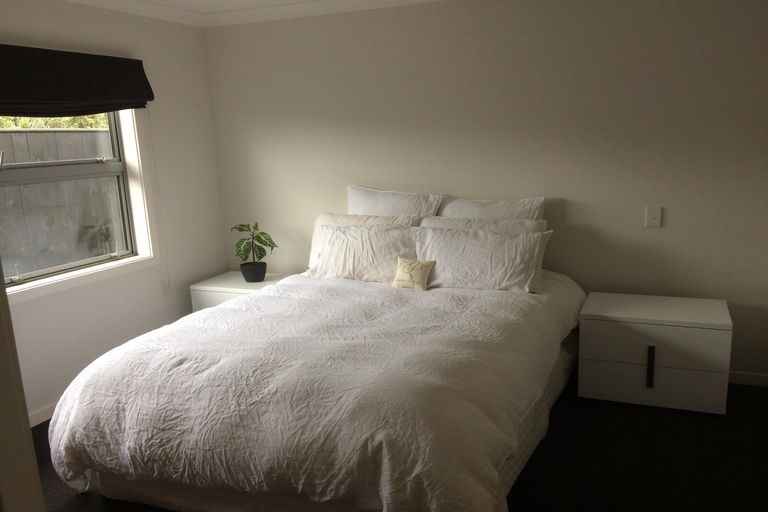 Photo of property in 83 Rosalie Terrace, Kelvin Grove, Palmerston North, 4414