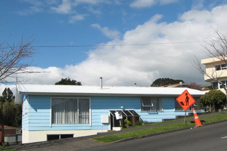 Photo of property in 50 David Street, Westown, New Plymouth, 4310