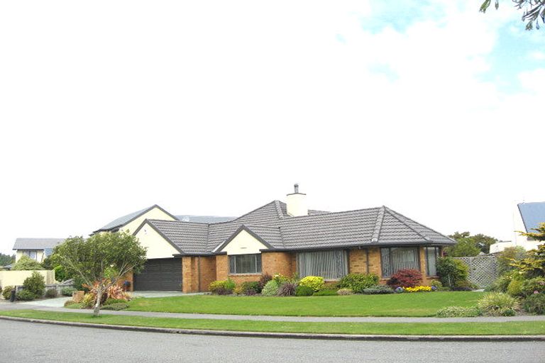 Photo of property in 24 Forest Drive, Parklands, Christchurch, 8083