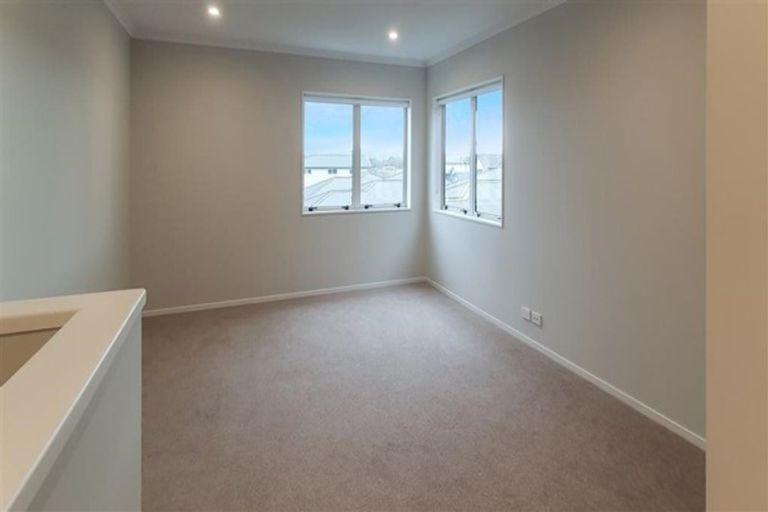 Photo of property in 73 Whenuapai Drive, Whenuapai, Auckland, 0618