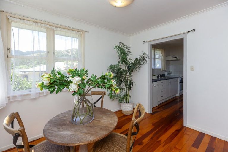 Photo of property in 4 Porter Place, Paekakariki, 5034