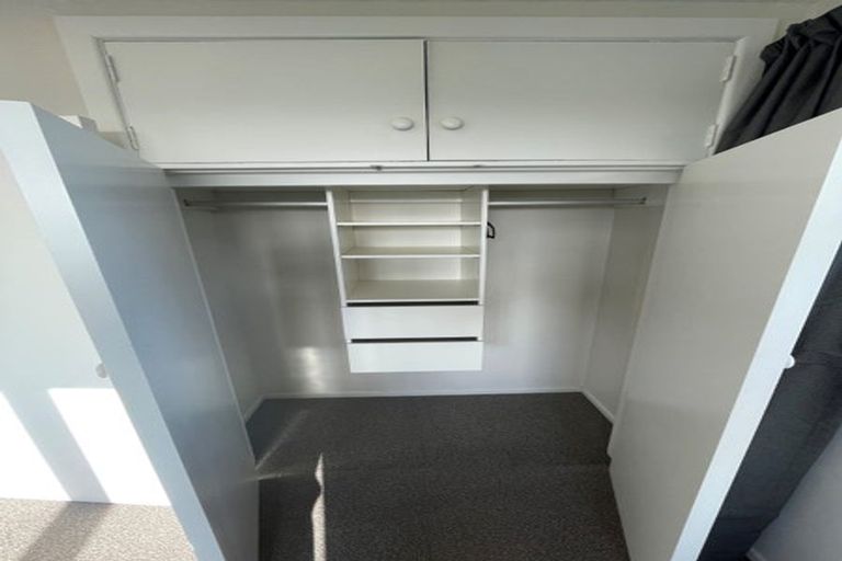 Photo of property in 1/13a Frost Road, Mount Roskill, Auckland, 1041