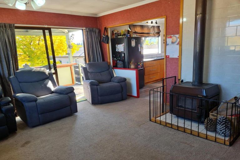 Photo of property in 2 Clutha Street, Alexandra, 9320