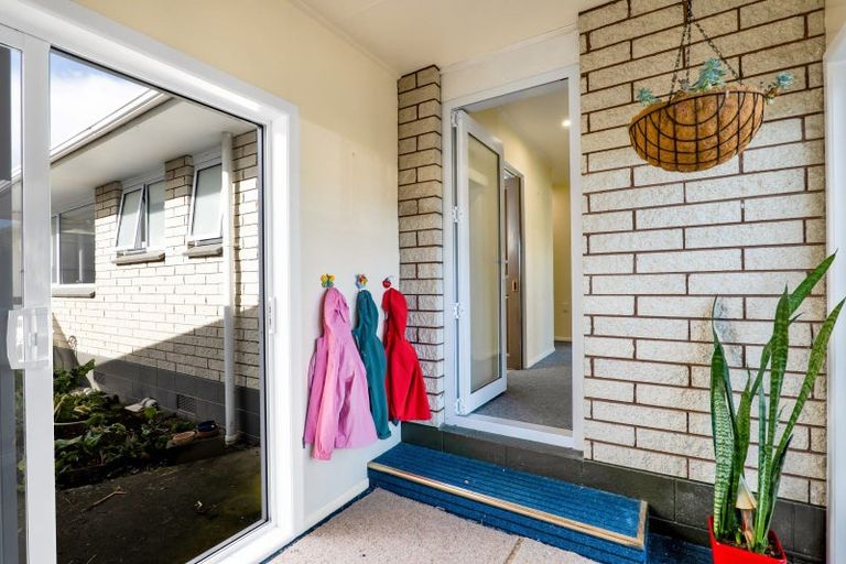 Photo of property in 13 Wilson Road, Opunake, 4616