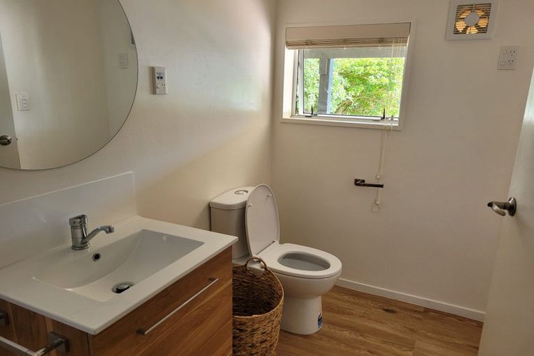 Photo of property in 13 Oku Street, Island Bay, Wellington, 6023