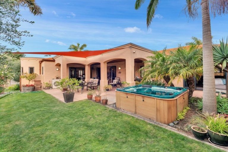 Photo of property in 71 Santa Barbara Drive, Papamoa Beach, Papamoa, 3118