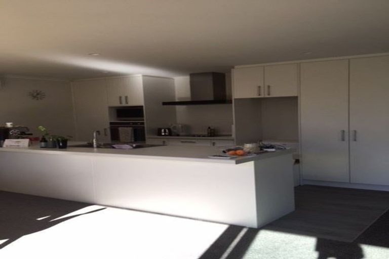 Photo of property in 45 Puhirake Crescent, Pyes Pa, Tauranga, 3112