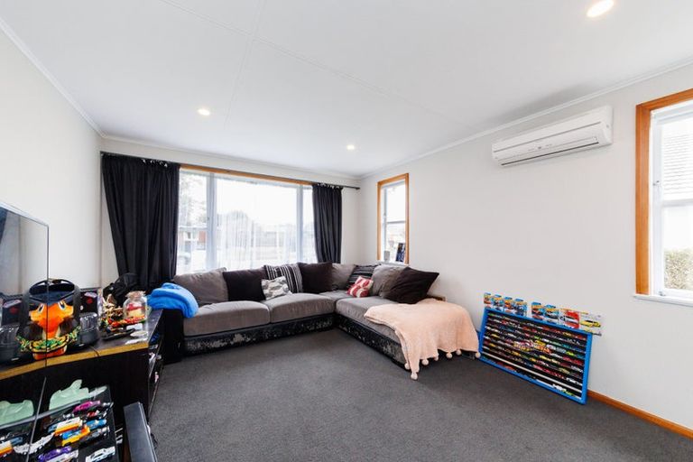 Photo of property in 62 Ellesmere Crescent, Highbury, Palmerston North, 4412