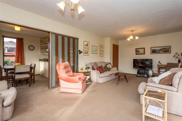 Photo of property in 14 O'halloran Drive, Halswell, Christchurch, 8025