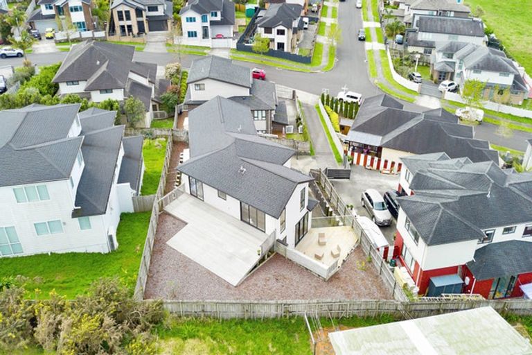 Photo of property in 55 Platinum Rise, Ranui, Auckland, 0612