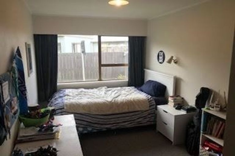 Photo of property in 129a Nile Road, Milford, Auckland, 0620