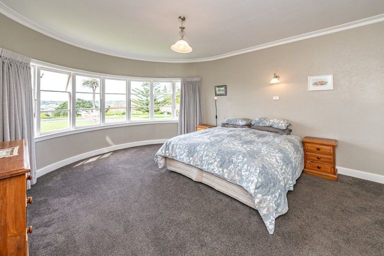 Photo of property in 2 Kent Road, Saint Johns Hill, Whanganui, 4501