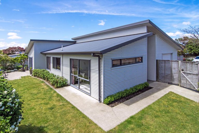 Photo of property in 18a Vivian Street, Solway, Masterton, 5810