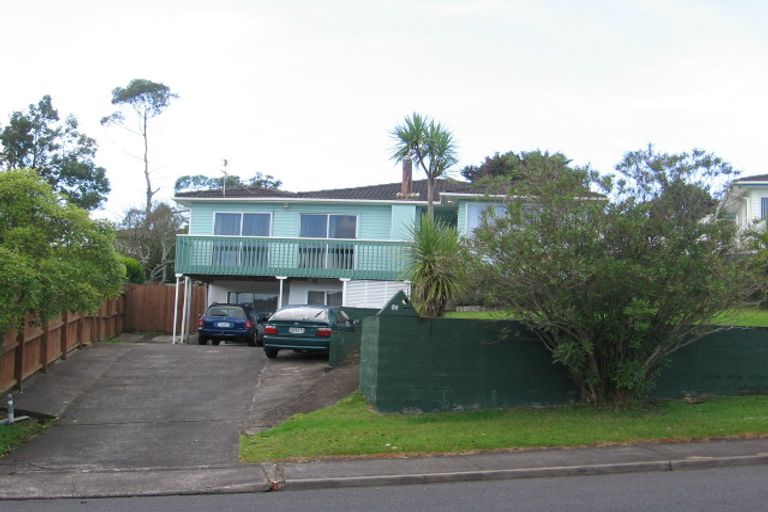 Photo of property in 70 Captain Scott Road, Glen Eden, Auckland, 0602
