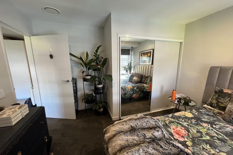 Photo of property in Pinnacle Apartments, W802/160 Victoria Street, Te Aro, Wellington, 6011