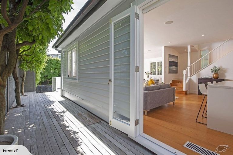Photo of property in 11 Vine Street, Saint Marys Bay, Auckland, 1011