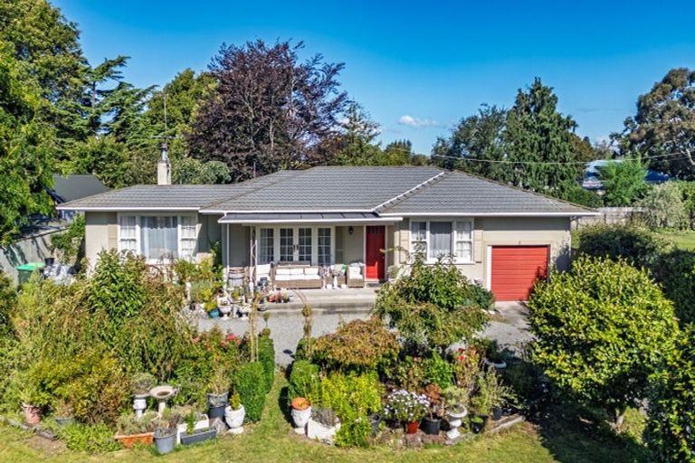 Photo of property in 4 Armstrong Avenue, Carterton, 5713