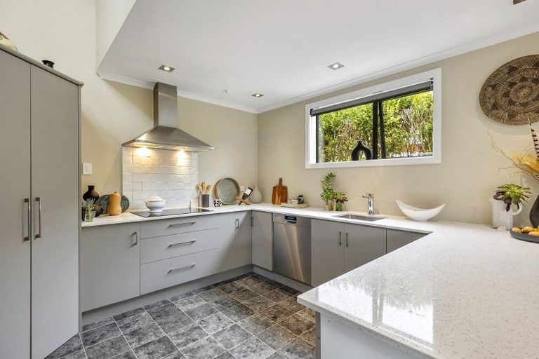 Photo of property in 6 Coach Road, Fairfield, Dunedin, 9018