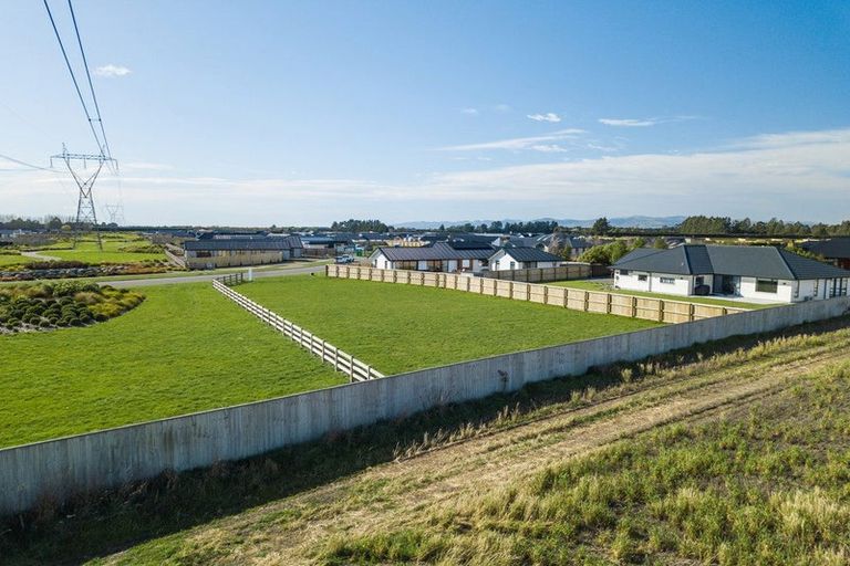 Photo of property in 44 Kingsdowne Drive, West Melton, 7618