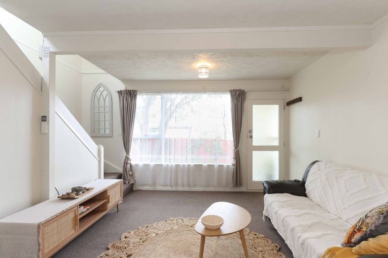 Photo of property in 4/15 Bolton Street, Petone, Lower Hutt, 5012