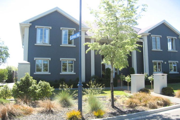 Photo of property in 2 Oasis Grove, Parklands, Christchurch, 8083