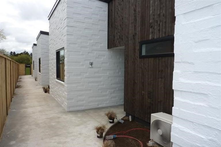 Photo of property in 6/162 Massey Street, Frankton, Hamilton, 3204