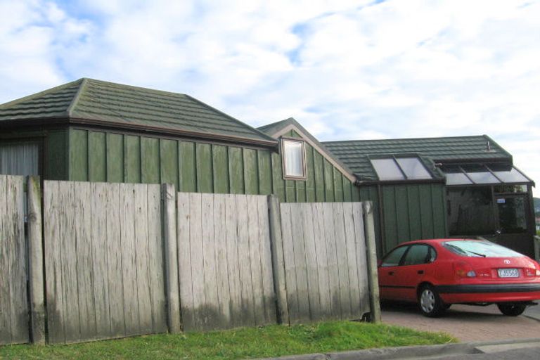 Photo of property in 14 Welland Place, Island Bay, Wellington, 6023