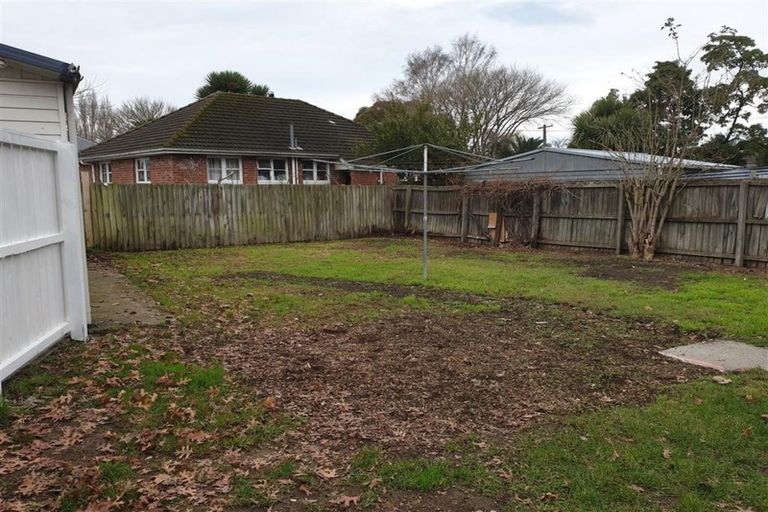 Photo of property in 28 Truman Road, Bryndwr, Christchurch, 8053
