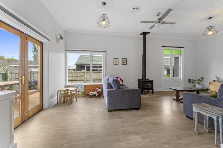 Photo of property in 22 Wyon Street, Linwood, Christchurch, 8062