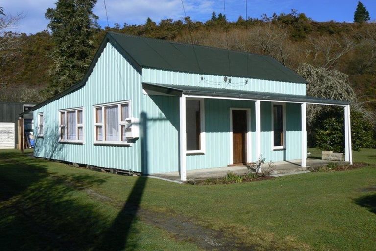 Photo of property in 110 Snowy Road, Ikamatua, Totara Flat, 7871