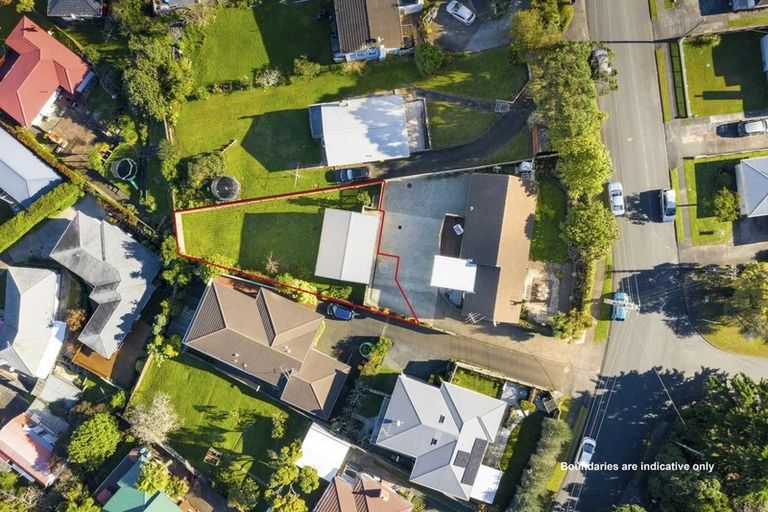 Photo of property in 17a Monarch Avenue, Hillcrest, Auckland, 0627